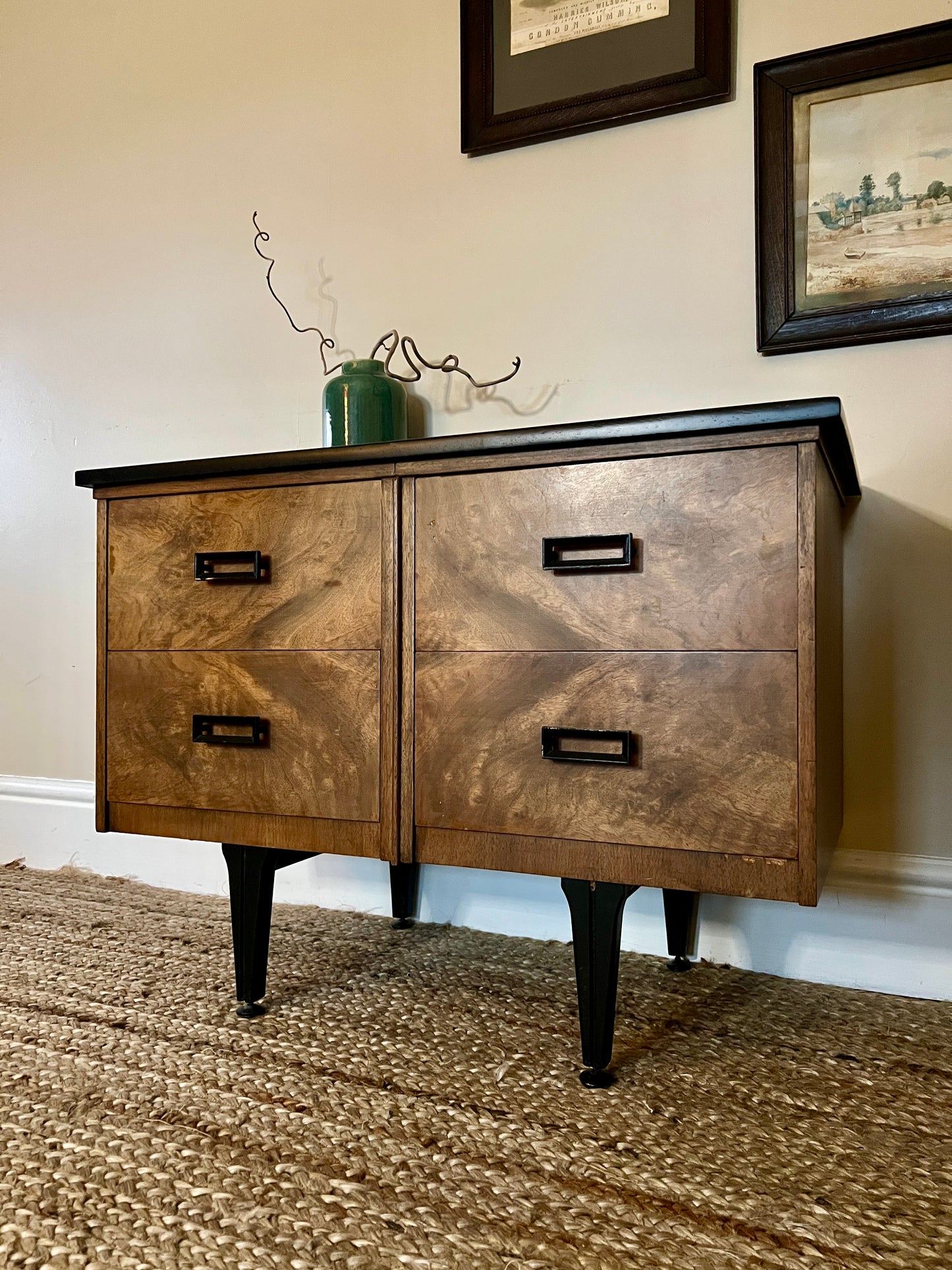 1940s Compact Vintage Chest of Drawers