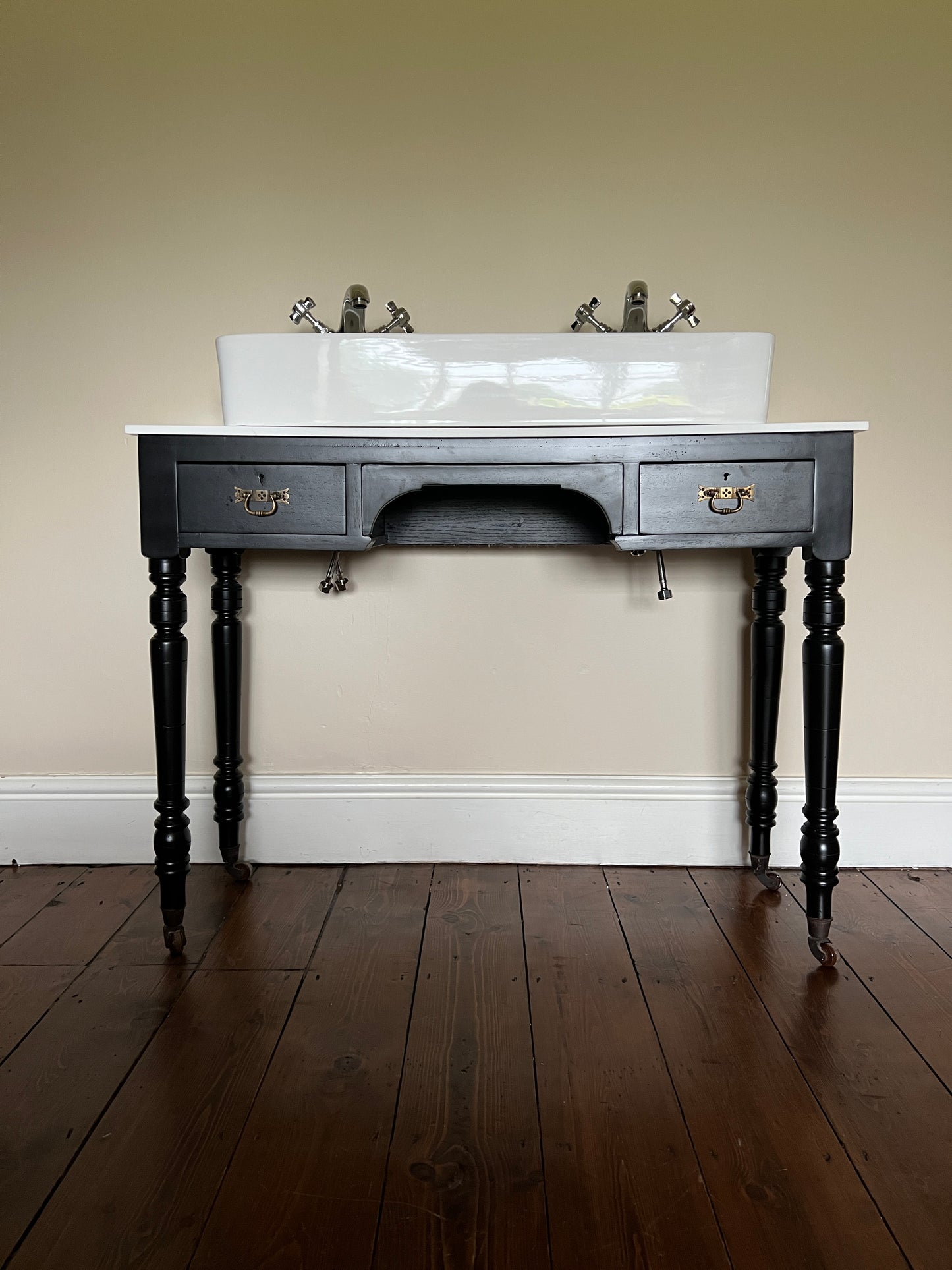 Victorian console table double vanity sink, black with white corian top and chrome taps
