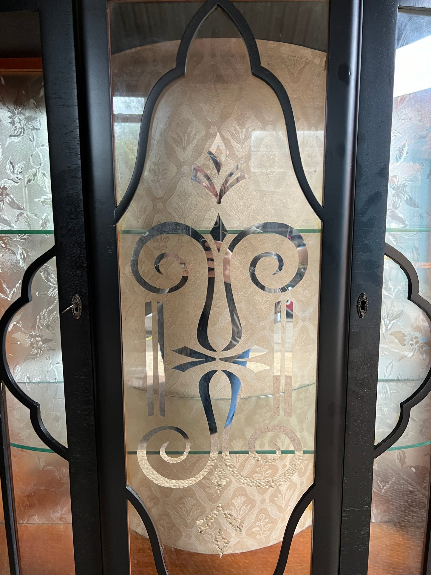 1930s Black Display Cabinet with two Lockable Doors on Queen Anne Legs