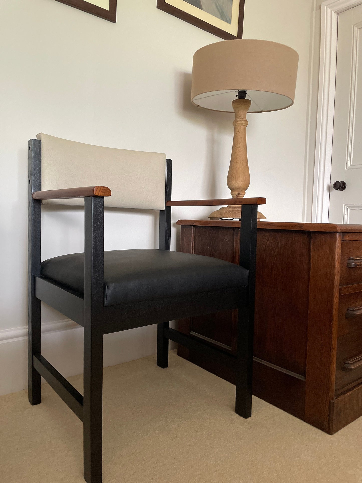 Mid Century Armed Leatherette Accent Chair